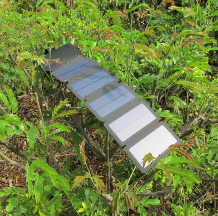 8W Foldable Outdoor Solar Charger