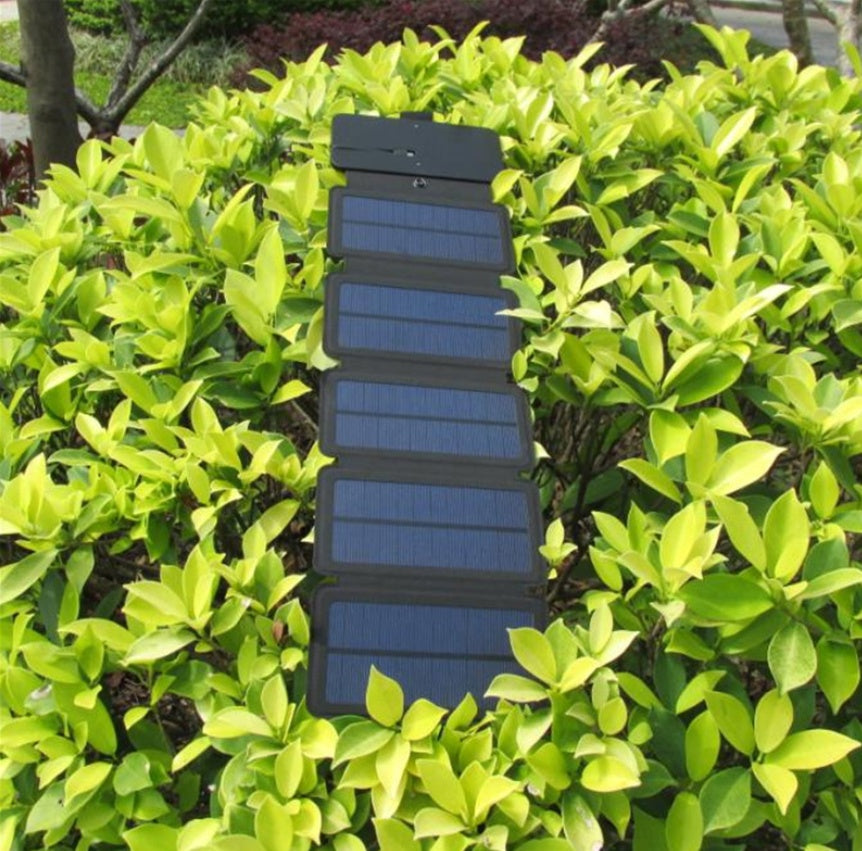 8W Foldable Outdoor Solar Charger