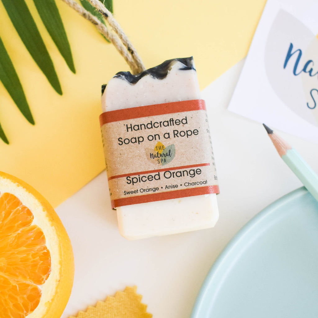 Savon de Marseille Épicé à l'Orange sur Cordelette | Pain de Savon Naturel Fait Main | 100g