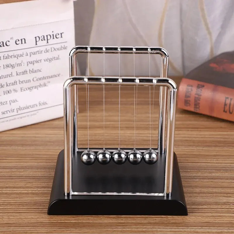 Balançoire de Newton Balle d'équilibre en acier Didactique