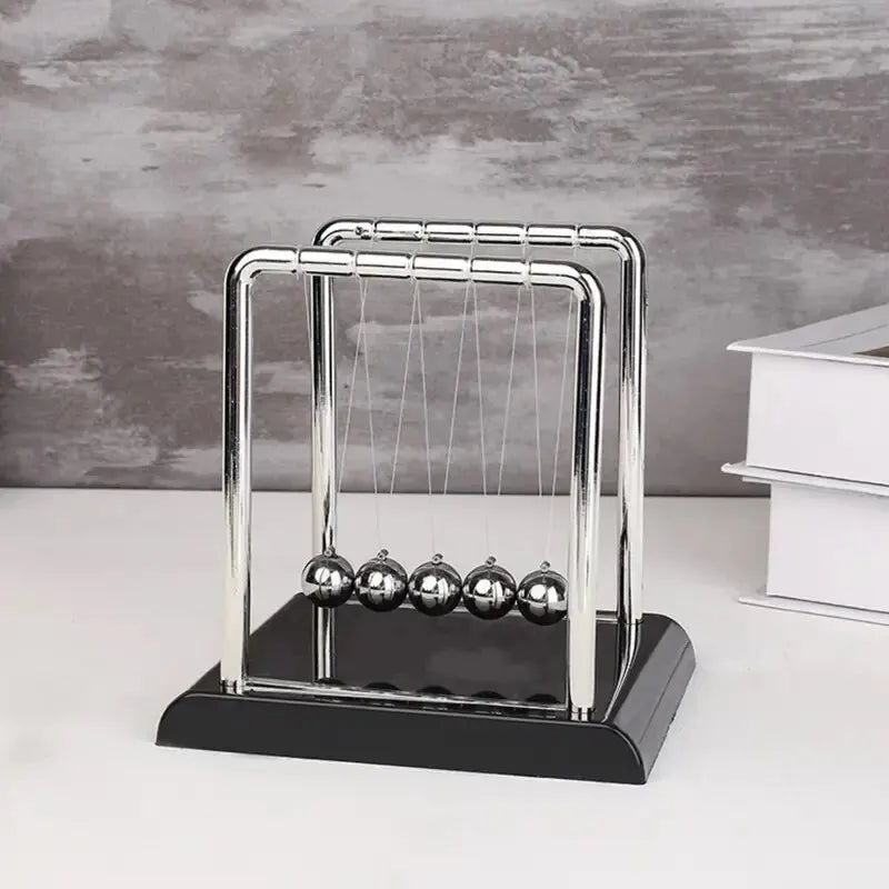 Balançoire de Newton Balle d'équilibre en acier Didactique