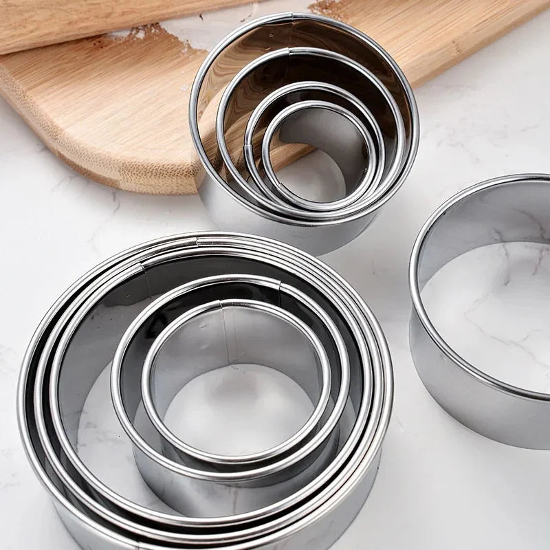 Round Stainless Steel Biscuit & Dumpling Mold