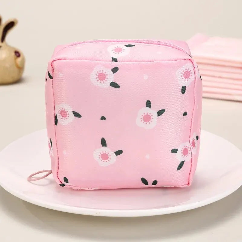 Women Sanitary Napkin Tampon Storage Bag Portable