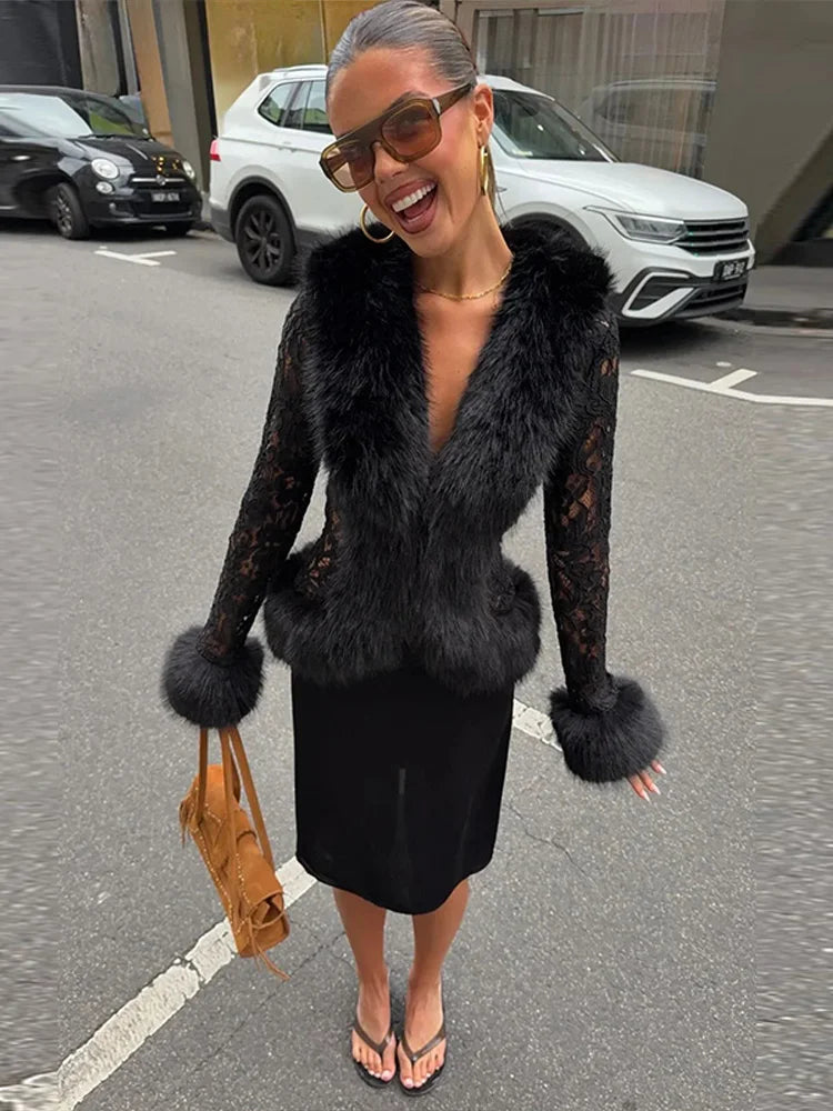 Sexy Lace Patchwork Women's Fur Coat V