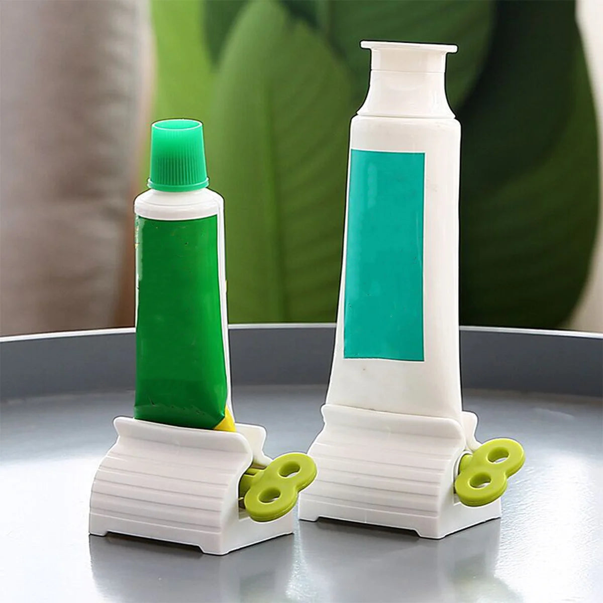 Tube de dentifrice efficace et sans tracas