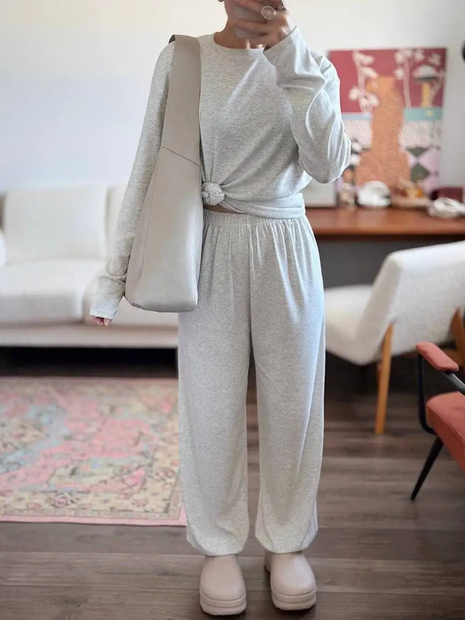Women's Basic Long Sleeve Slim Crop Top