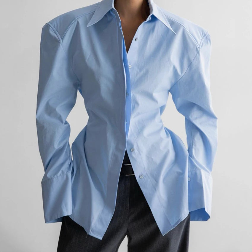 Veste zippée à capuche et grandes poches pour femme