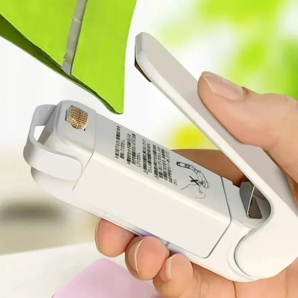 Kitchen Handheld Snack Sealer Snack Bag Clips