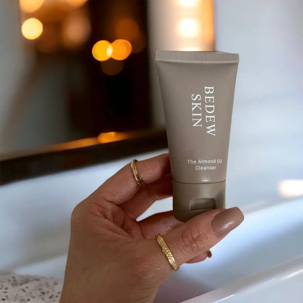 Nettoyant à l'huile d'amande | Nettoyant doux à l'huile pour peaux sèches, sensibles et sujettes aux imperfections